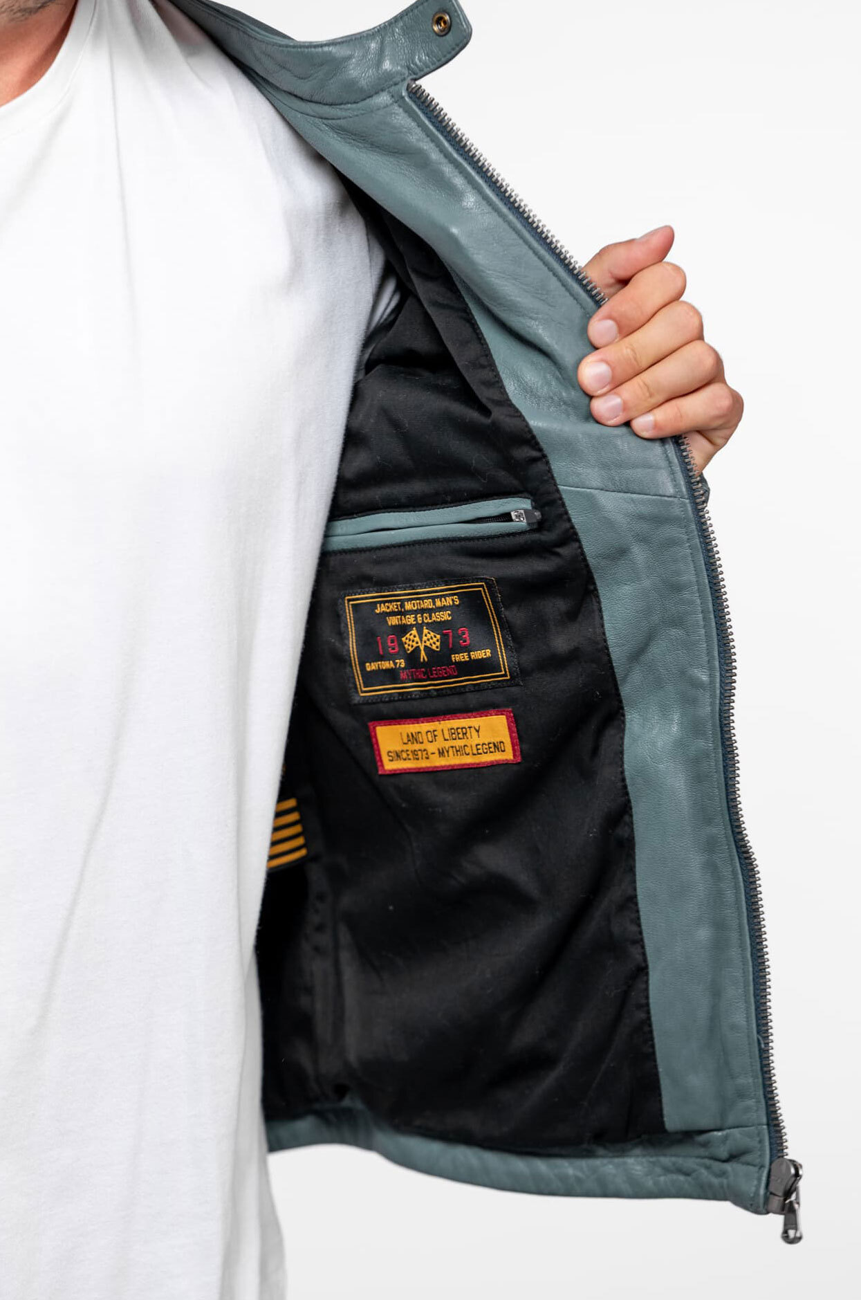 101843-GAFINO-BASALT-(5)-mi