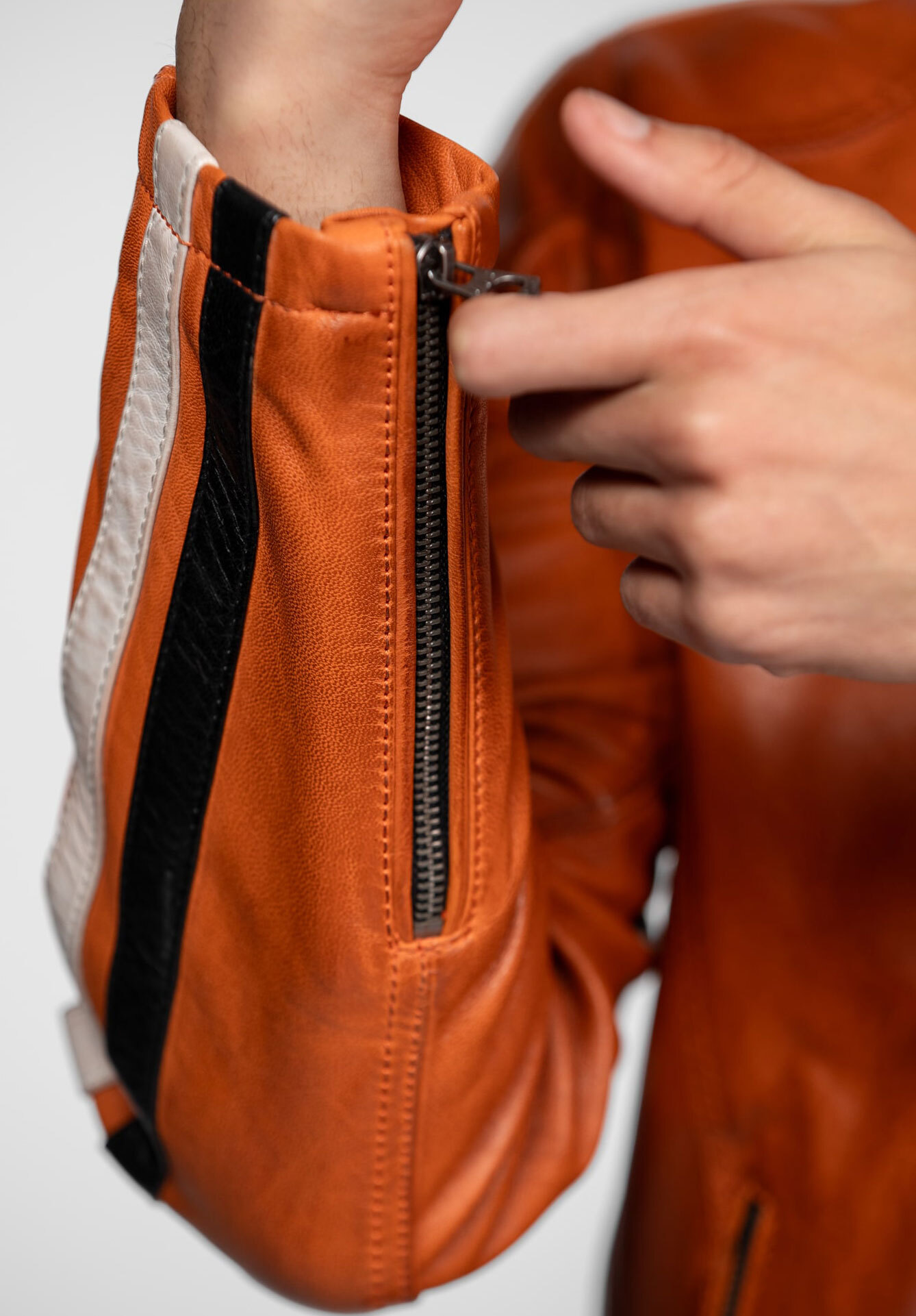 104152-scotty-orange-(8)