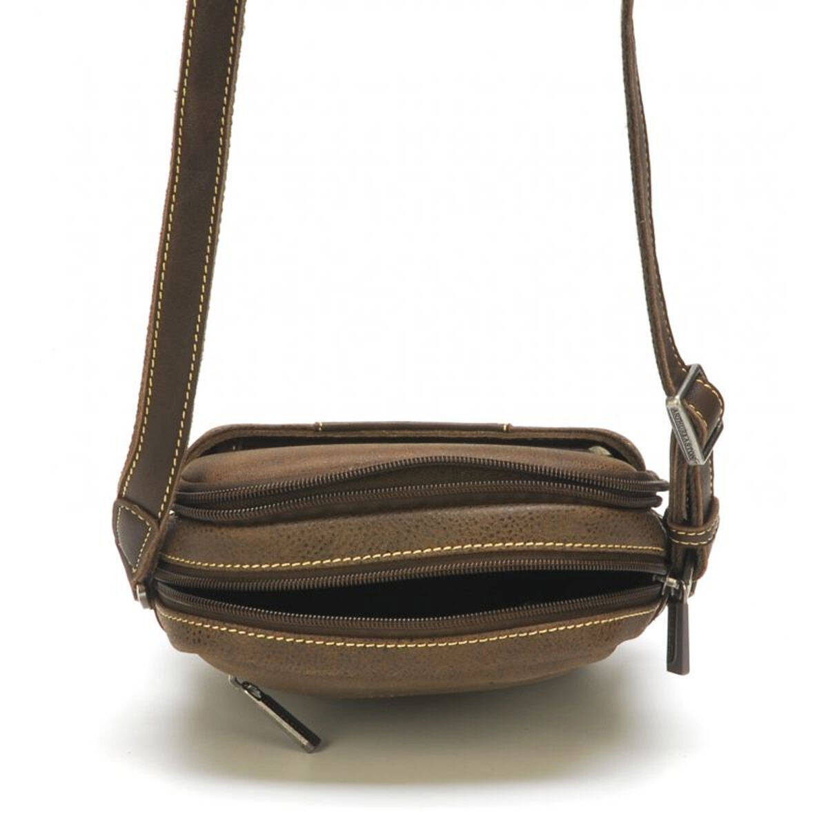 215808-chatain-interieur