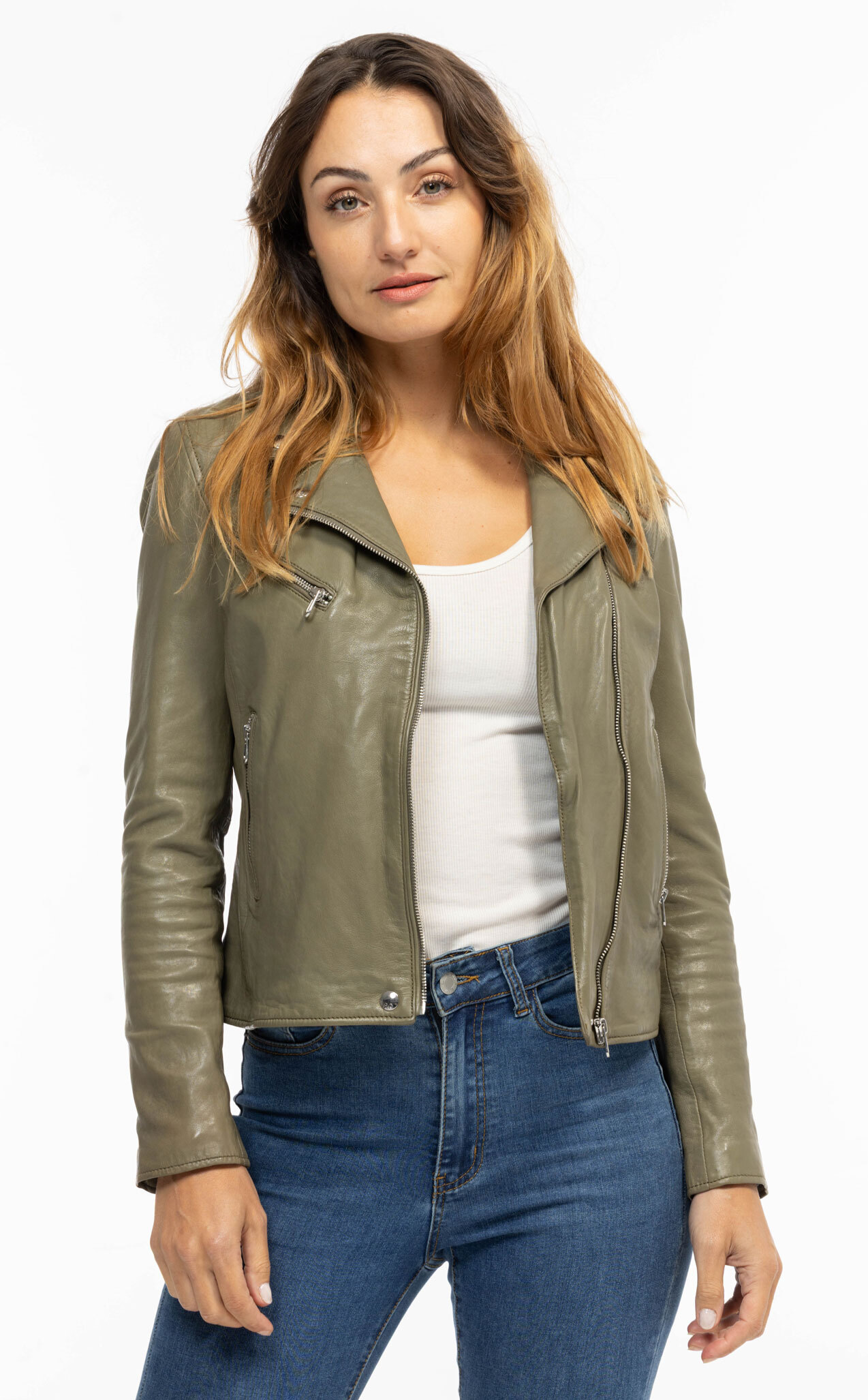 CG25-Femmes-101964-0754BD