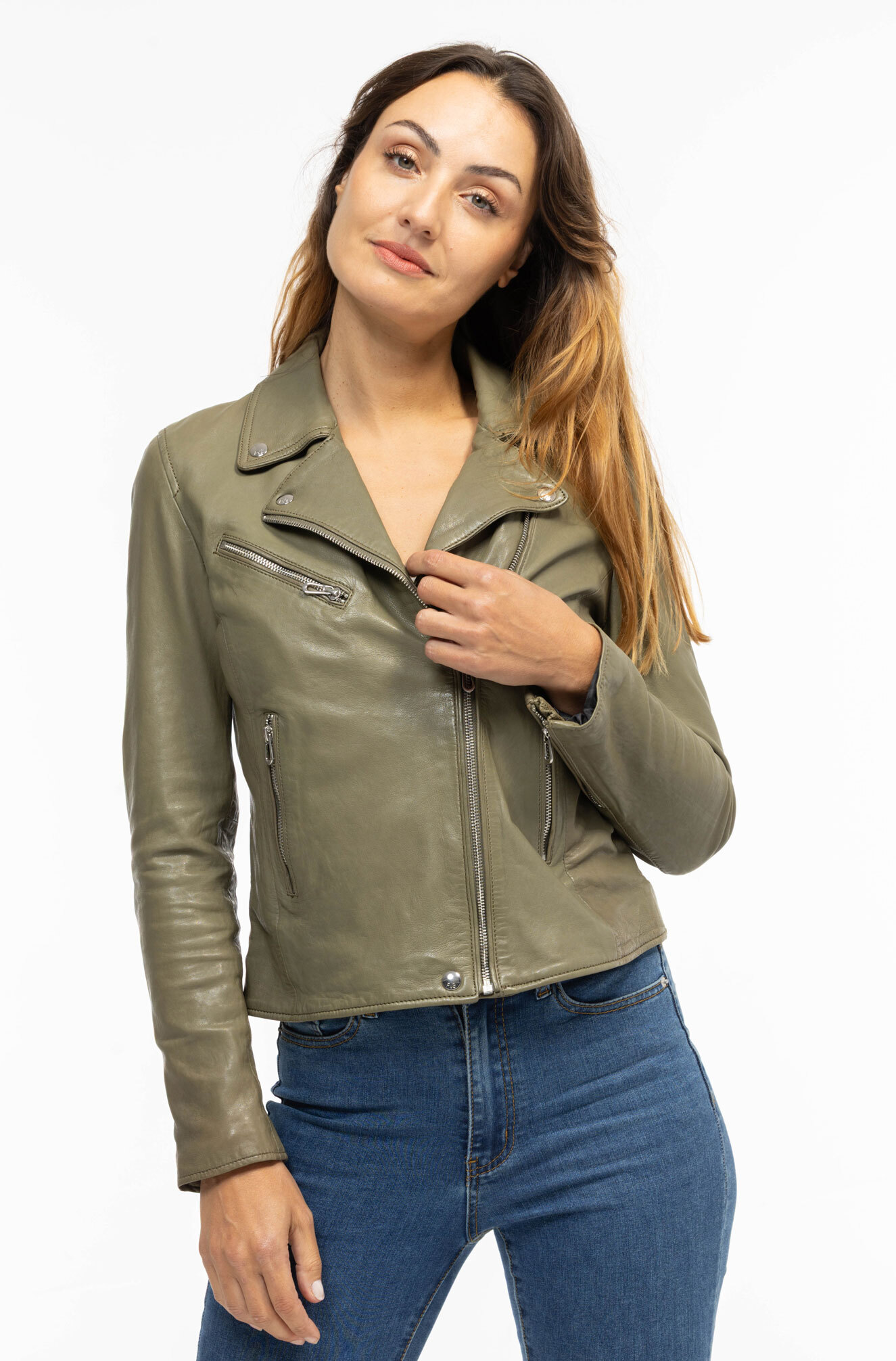 CG25-Femmes-101964-0777BD