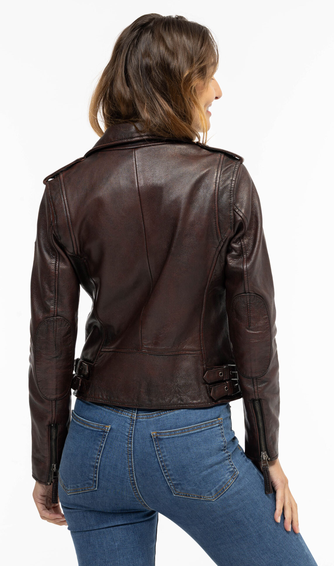 CG25-Femmes-1101-0734-0740B