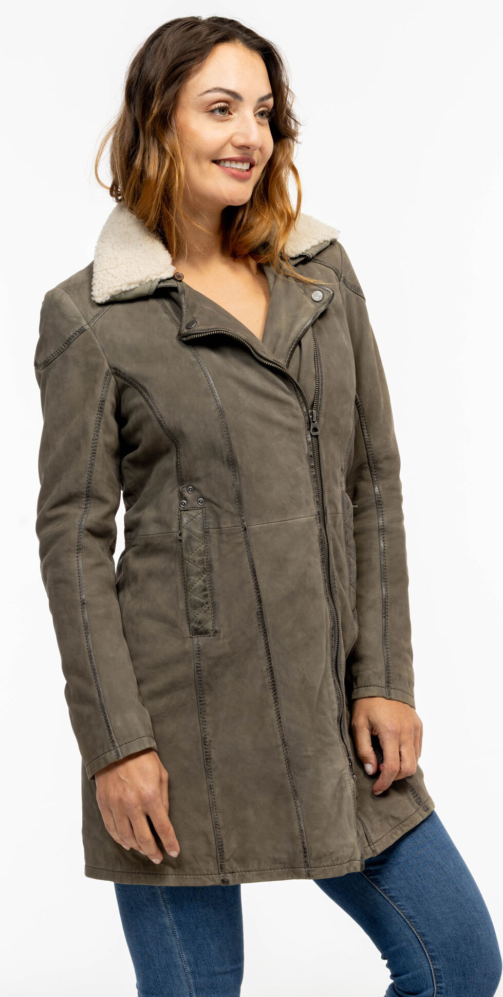 CG25-Femmes-LYDA-1338BD