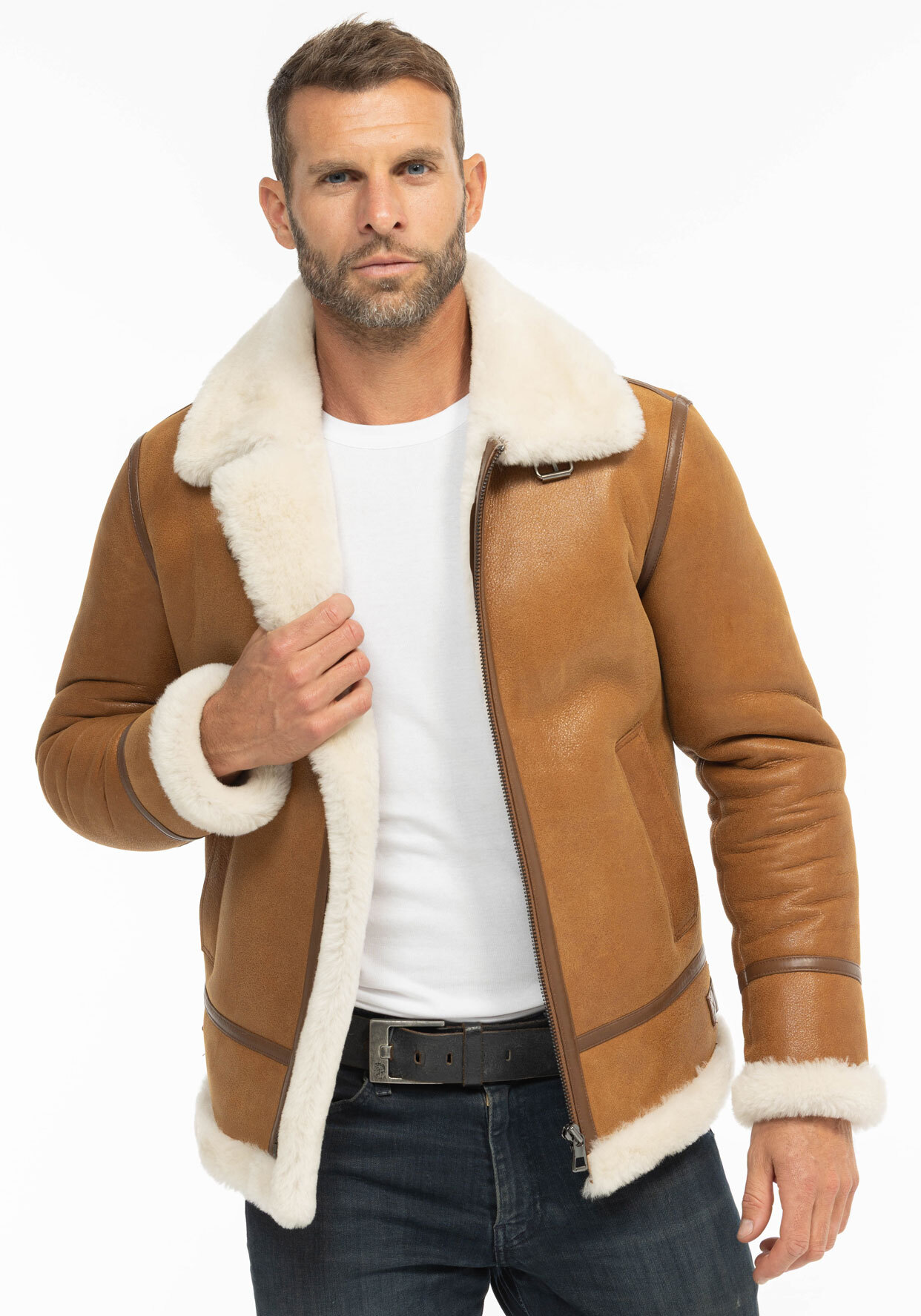 CG25-Homme-Bombardier6467