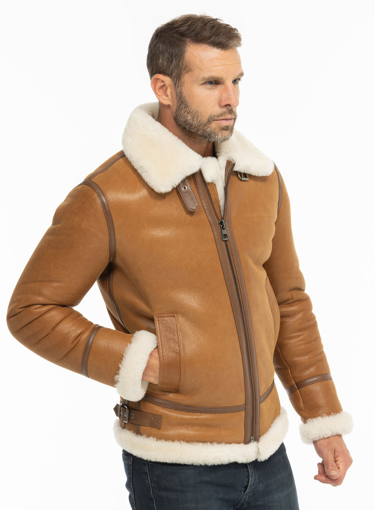 CG25-Homme-Bombardier-B