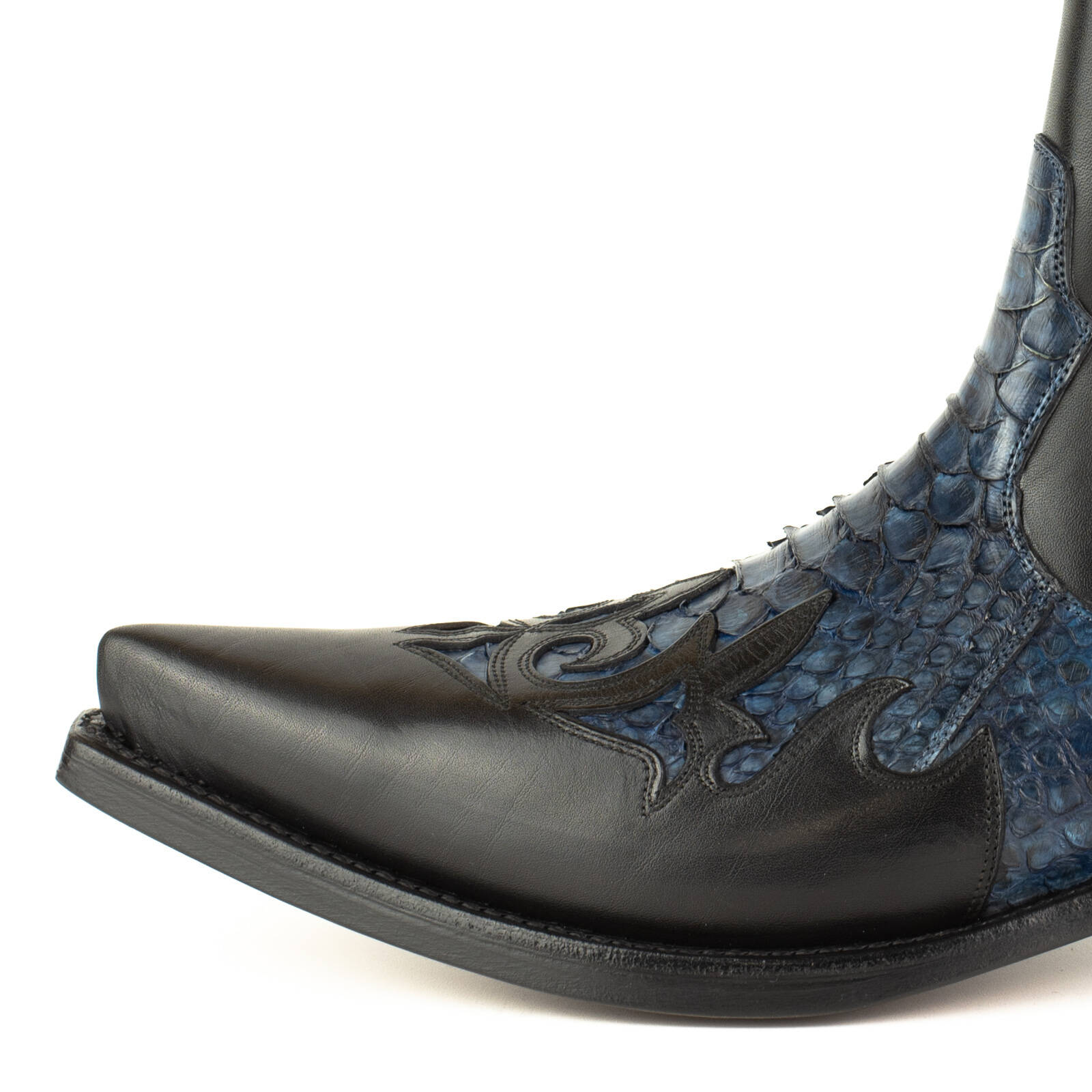 mayura-boots-rock-2500-box-negro-piton-azul-05
