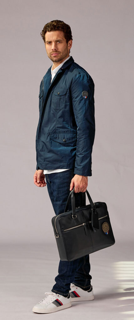 romeo-futura-navy-entier2