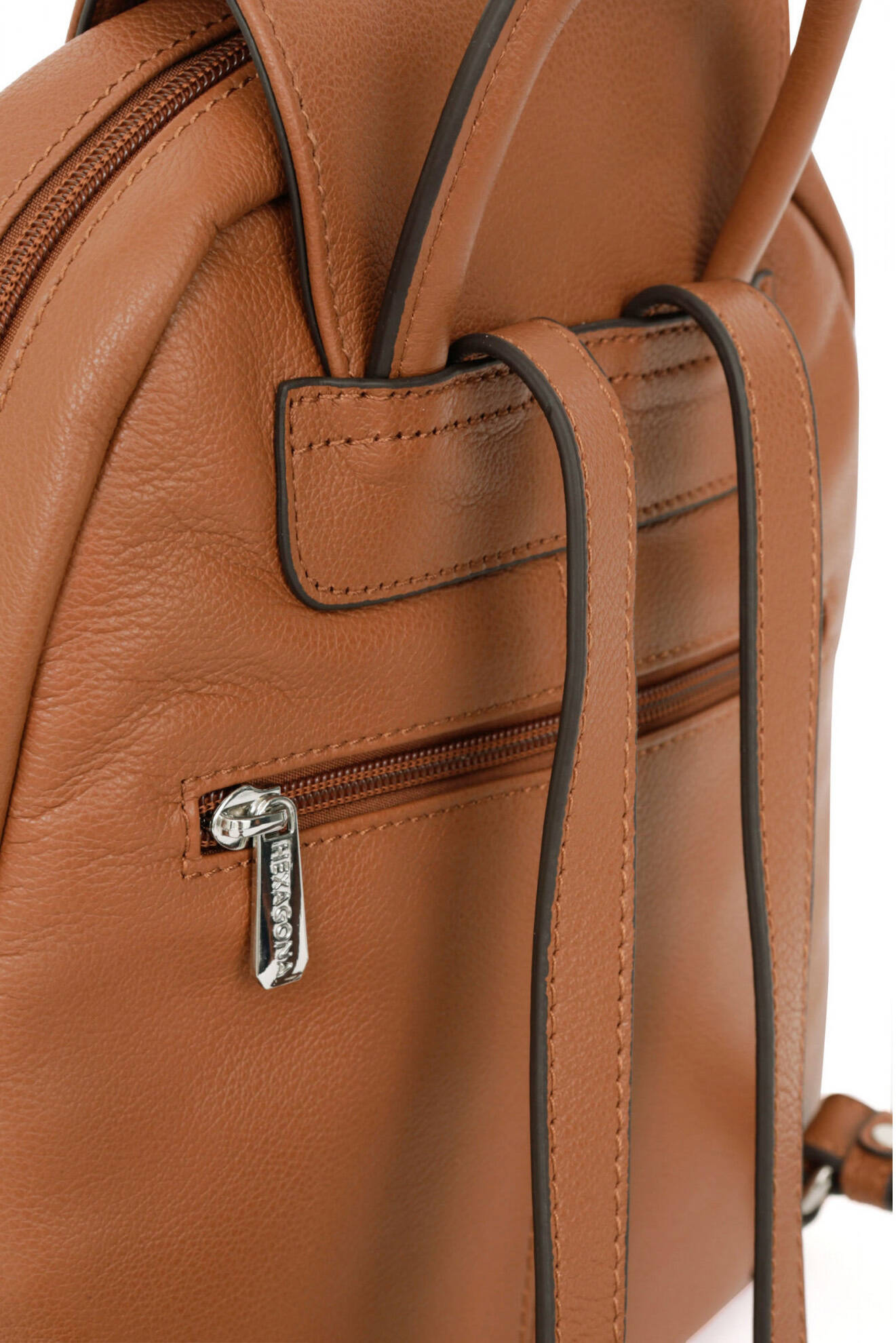 sac-a-dos-en-cuir-de-vachette-462345 tan 3