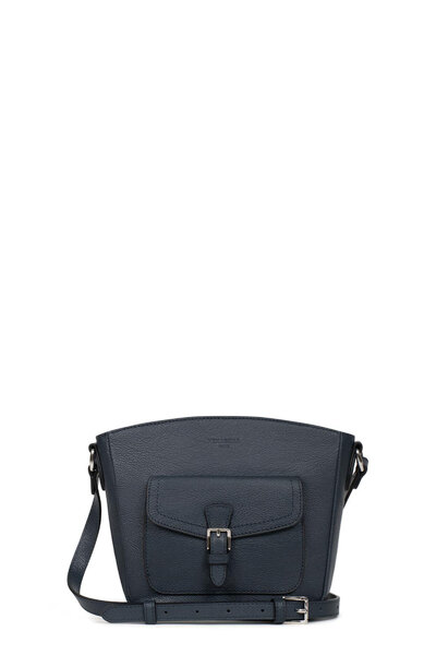 6880227-petrole-face