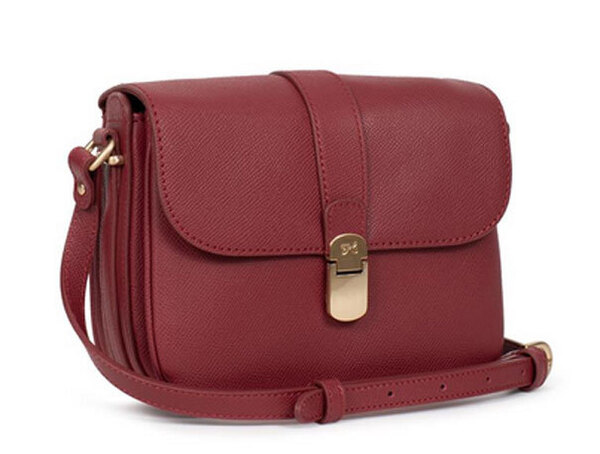 7120246-carmin-biais