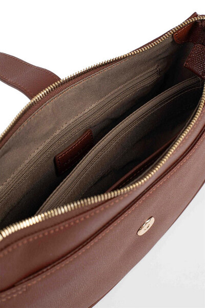 7120247-ouvert-marron