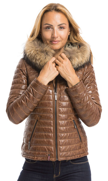 CG-23-FEMME-62666-COGNAC-23