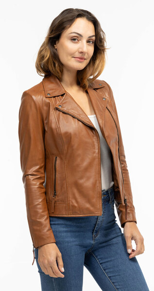 CG25-Femmes-BELLA-1057BD